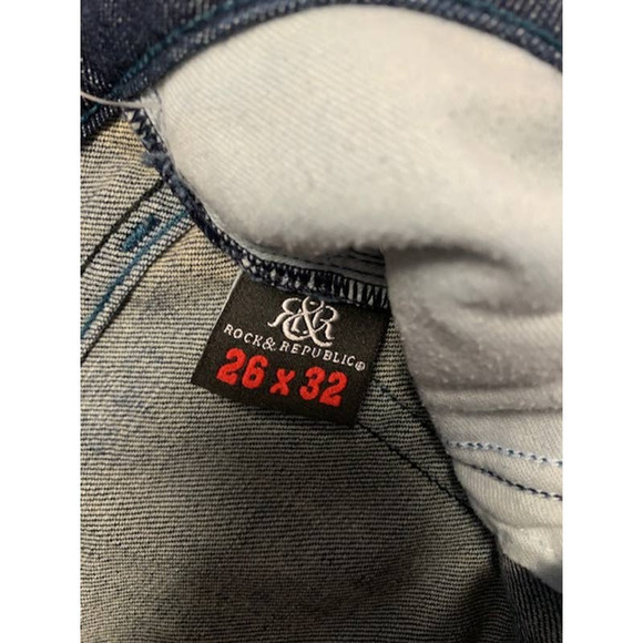 Rock and Republic Size 26 by 32 Flare Jeans - Picture 3 of 4